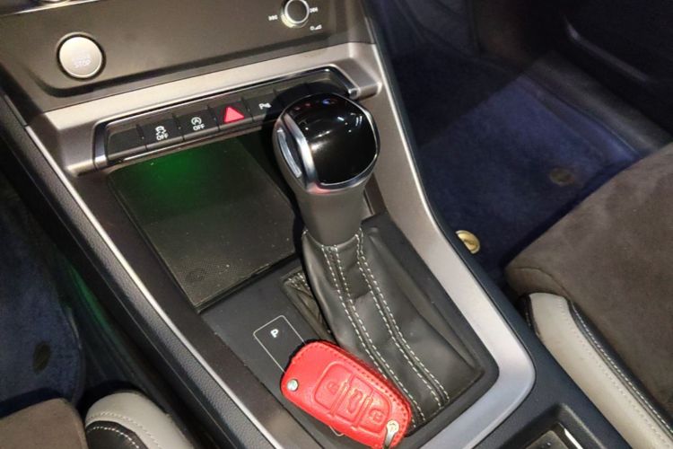 Audi Q3 2020 صورة سيارة #14