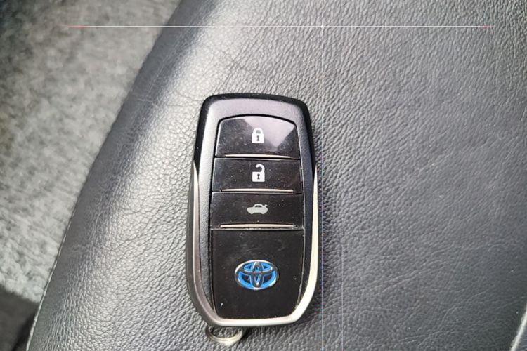 Toyota Corolla 2017 car image #9