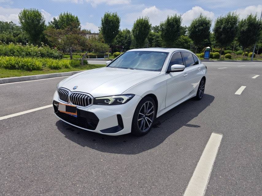 BMW 3 Series 2023 BMW 3 Series 2023 car image