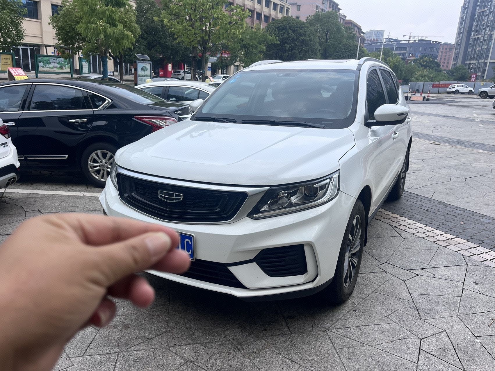GEELY Vision X6 2020 car image 