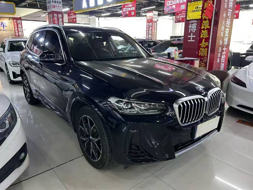 BMW X3 2023 car image #2