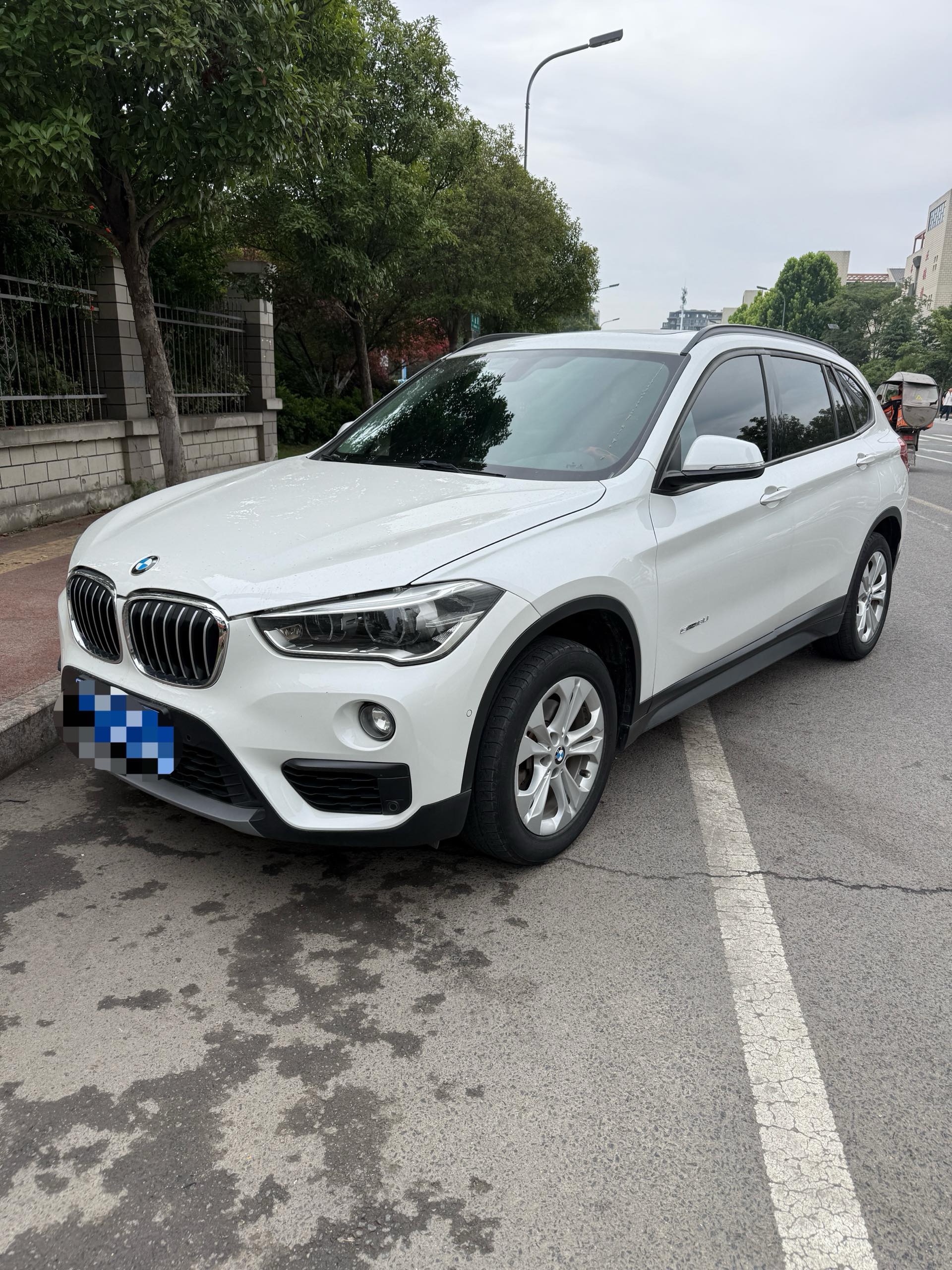 2017 2017 car image