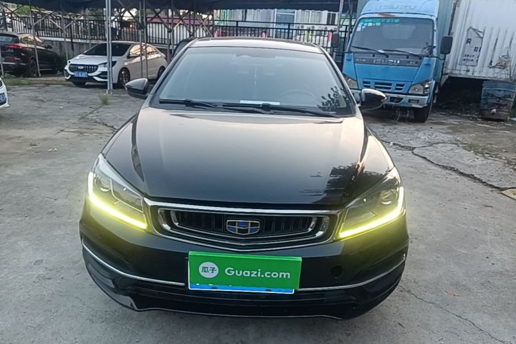 GEELY Emgrand 2018 car image #3