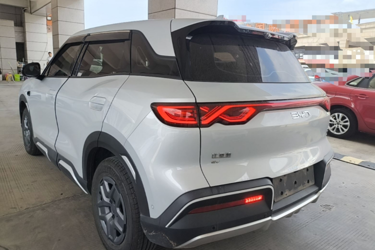 BYD YuanUP 2025 car image #5
