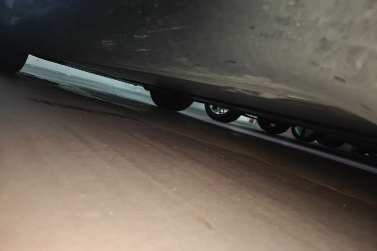 Tesla Model Y 2026 car image #21