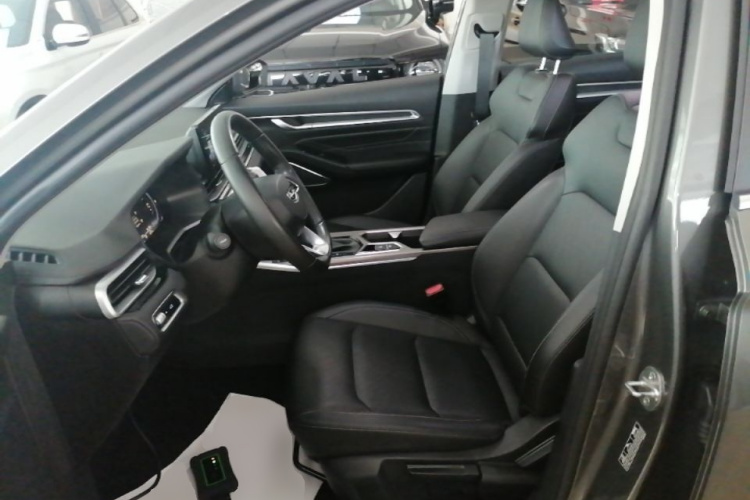GEELY Emgrand 2022 #15 GEELY Emgrand 2022 car image #15