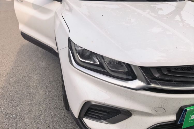 GEELY Coolray 2020 #8 GEELY Coolray 2020 صورة سيارة #8
