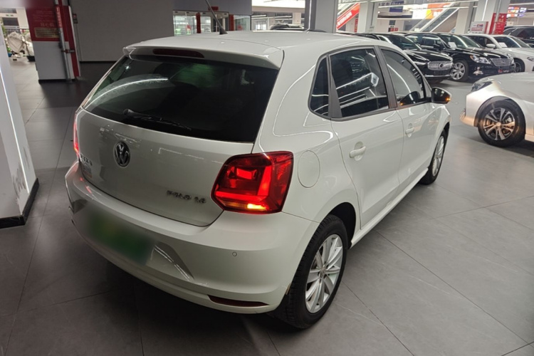 Volkswagen Polo 2014 #7 Volkswagen Polo 2014 car image #7