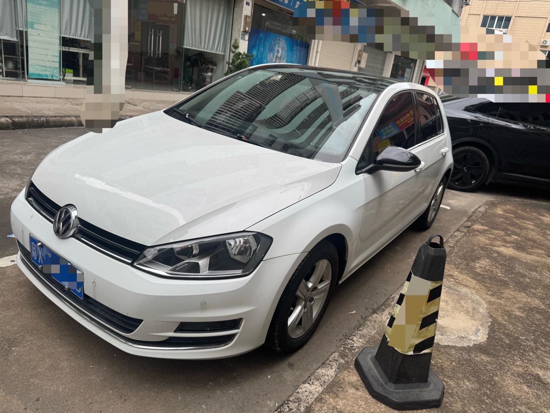 Volkswagen Golf 2017 car image 