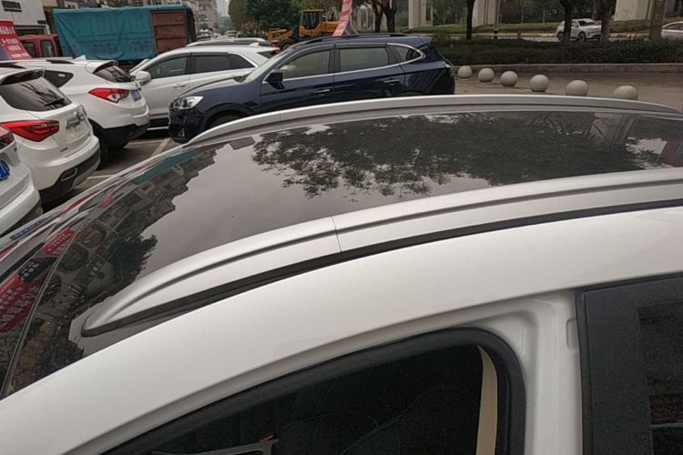 GEELY Emgrand GS 2018 car image #25