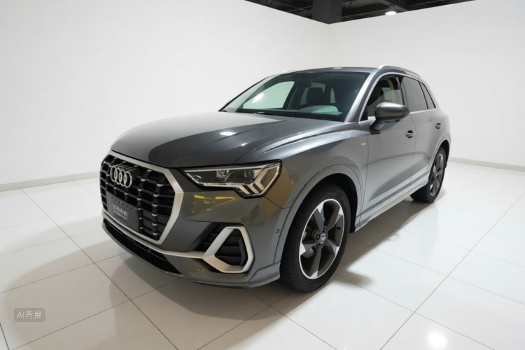 Audi Q3 2022 car image #2