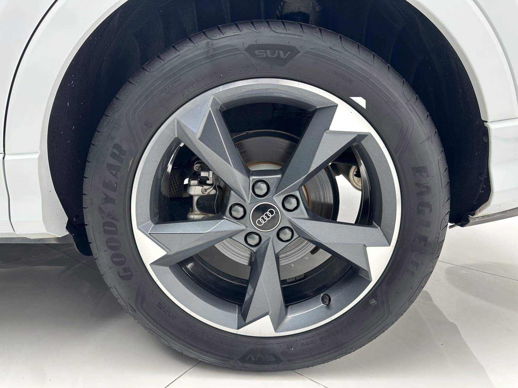 2022 #16 2022 imagem de carro #16