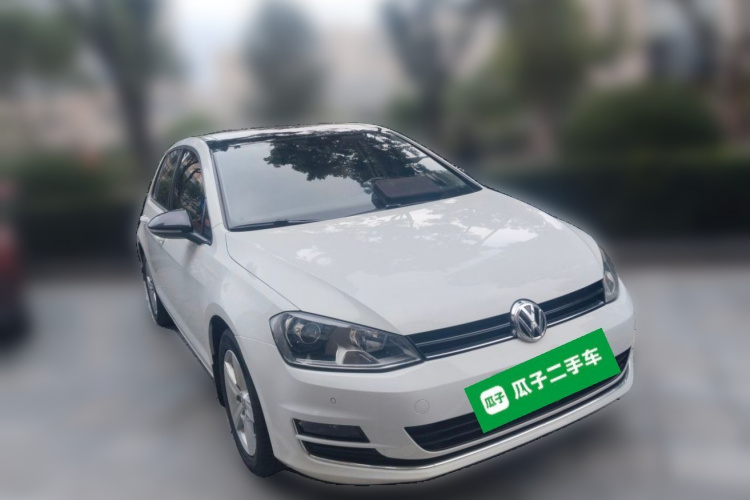 Volkswagen Golf 2017 car image #4