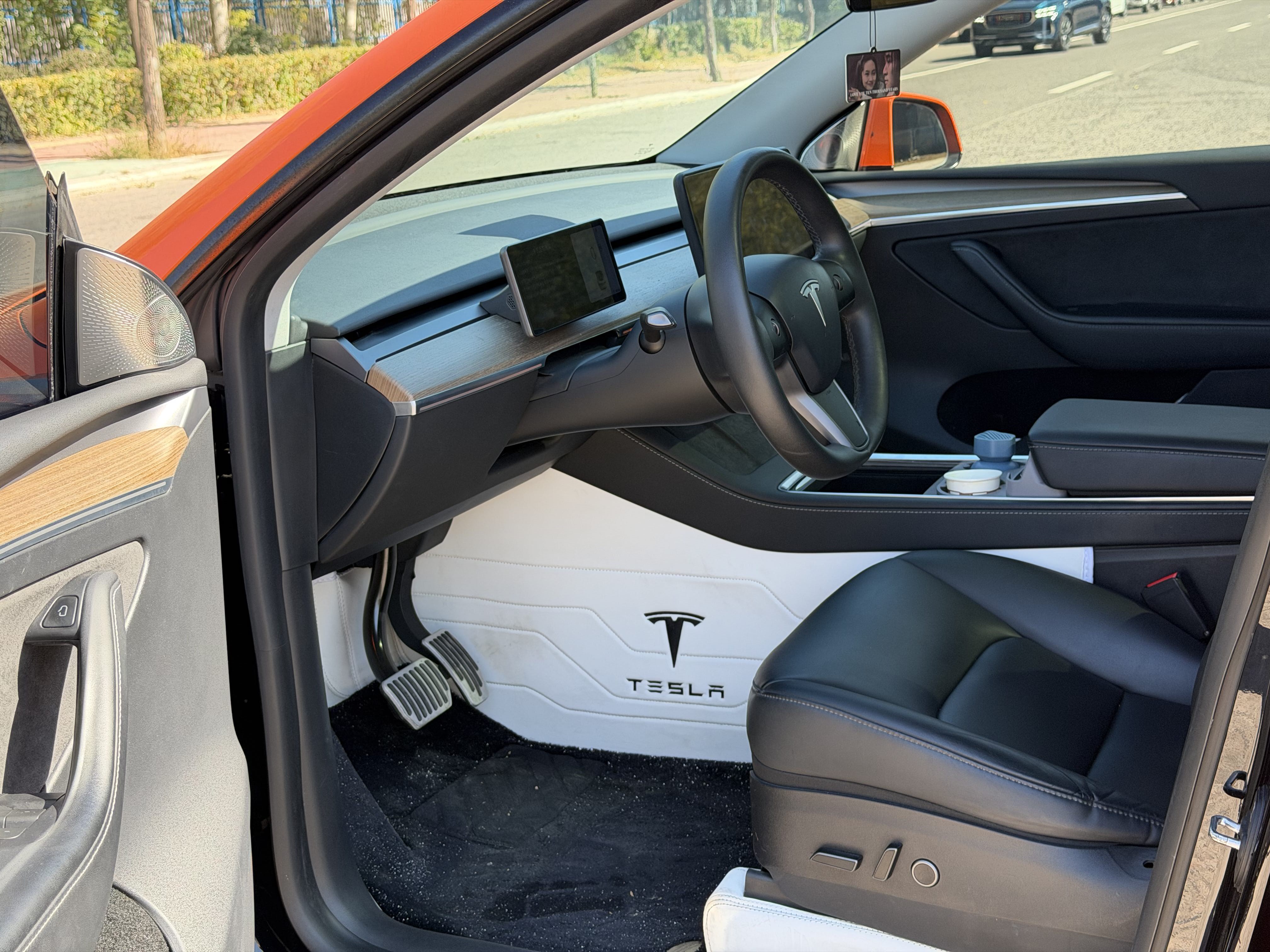 Tesla Model Y 2022 #9 Tesla Model Y 2022 immagine di auto #9