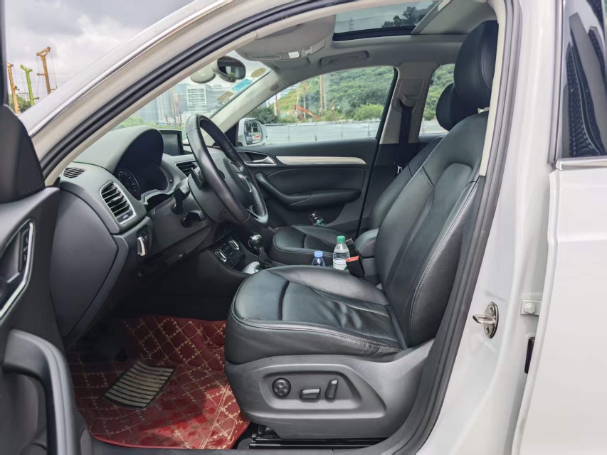 Audi Q3 2014 car image #5