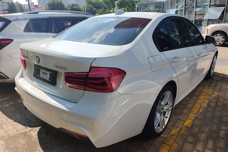 BMW 3 Series 2017 car image #7
