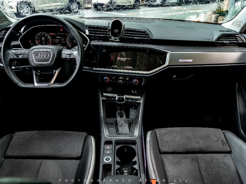 Audi Q3 2022 #5 Audi Q3 2022 car image #5