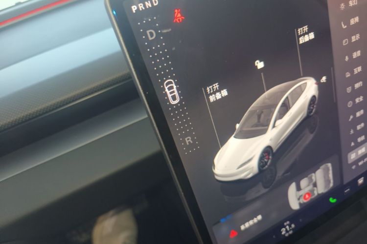 Tesla Model 3 2024 #14 Tesla Model 3 2024 car image #14