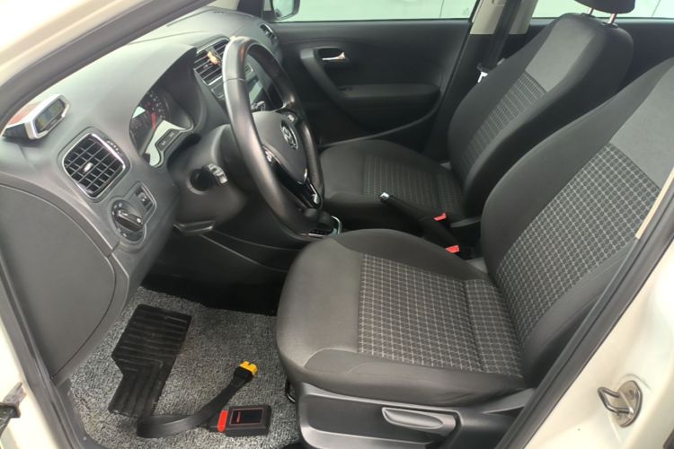 Volkswagen Polo 2017 #15 Volkswagen Polo 2017 car image #15