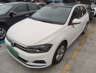 Volkswagen Polo 2021 car image 