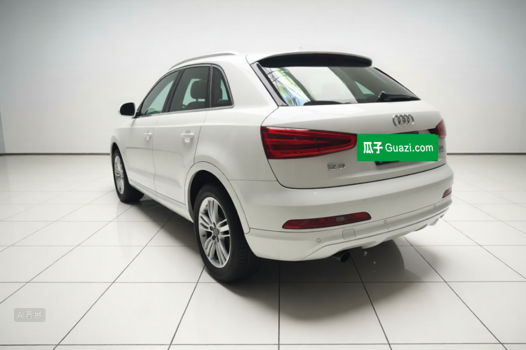 Audi Q3 2016 car image #5
