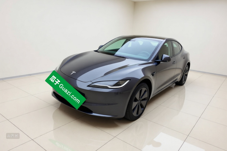 Tesla Model 3 2025 car image #2