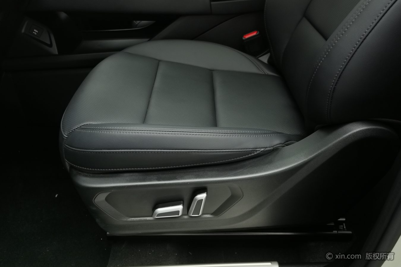 Haval H6L 2025 #21 Haval H6L 2025 car image #21