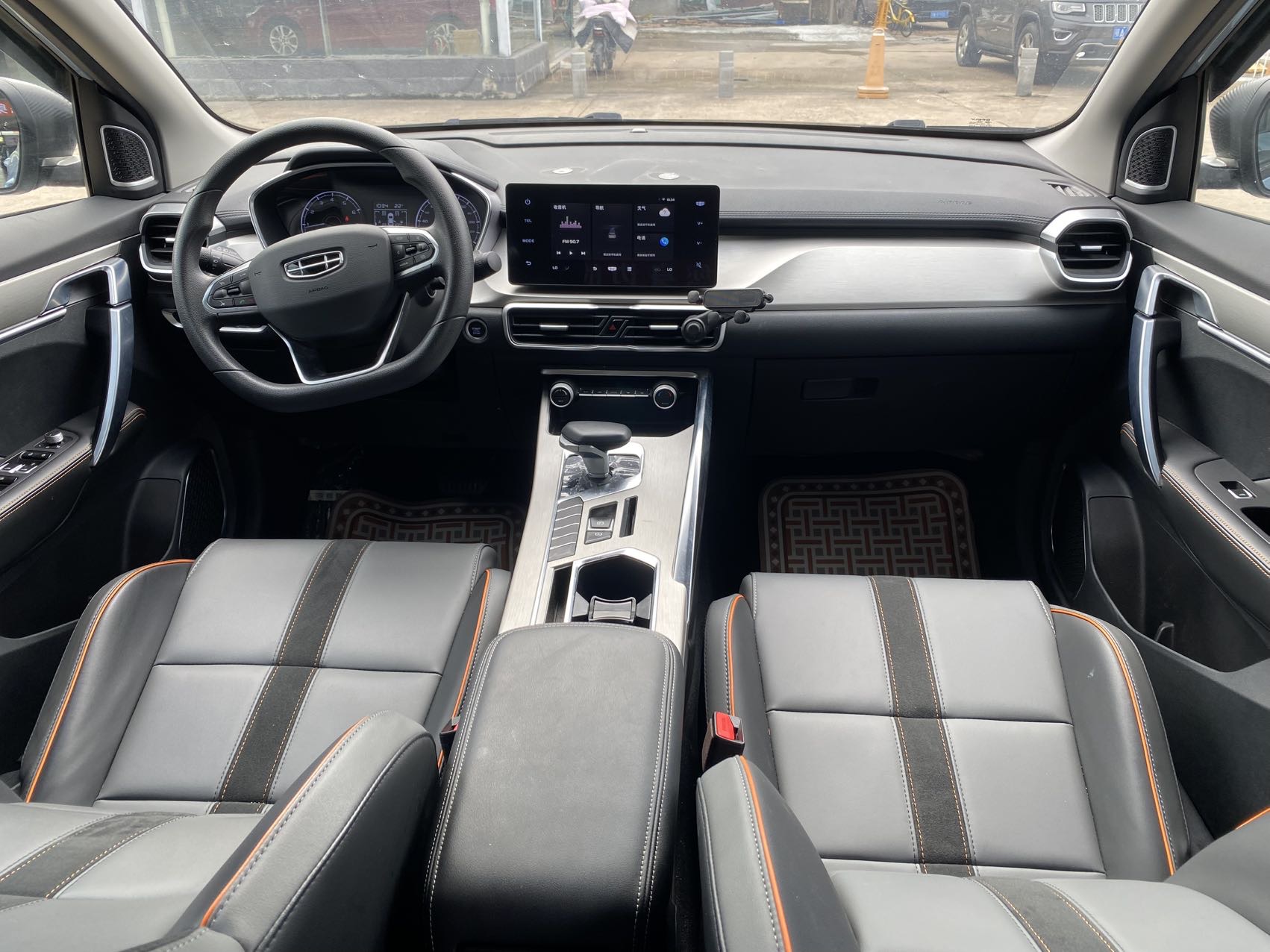 GEELY Coolray 2024 #9 GEELY Coolray 2024 car image #9