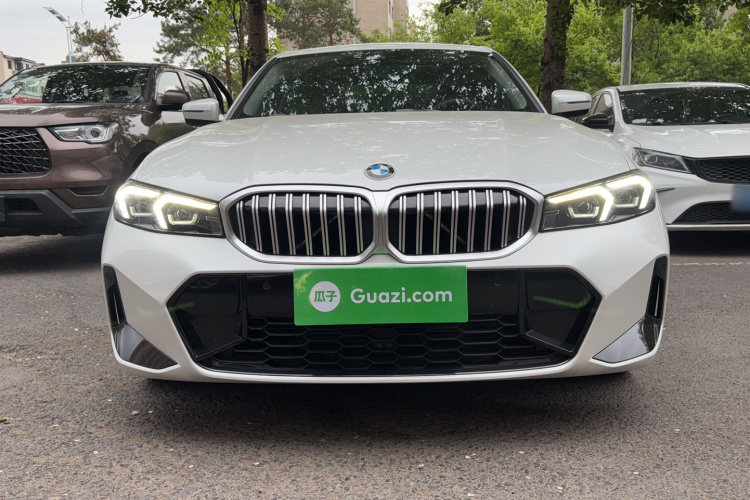 BMW 3 Series 2023 #4 BMW 3 Series 2023 car image #4