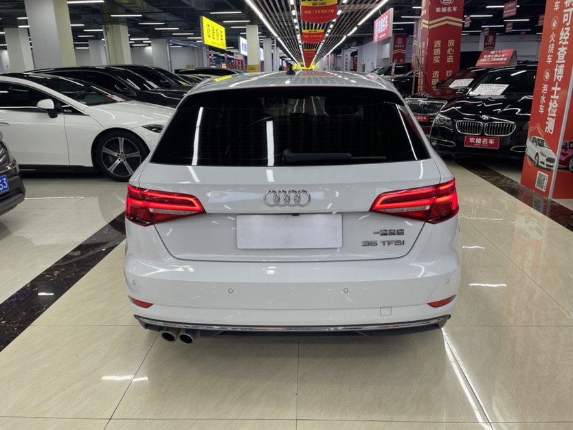 Audi A3 2019 car image #7