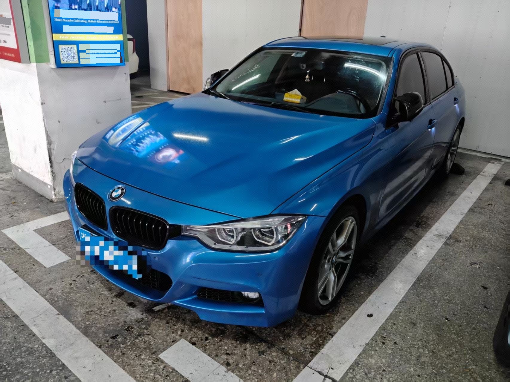 BMW 3 Series 2019 car image 