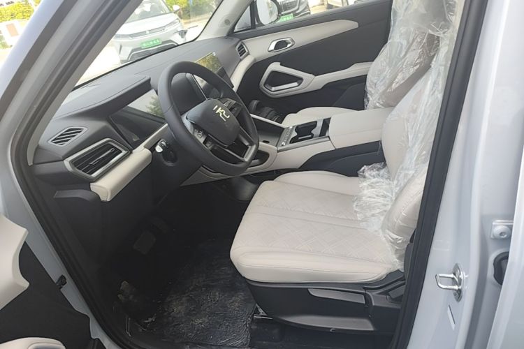 BYD YuanUP 2026 car image #15