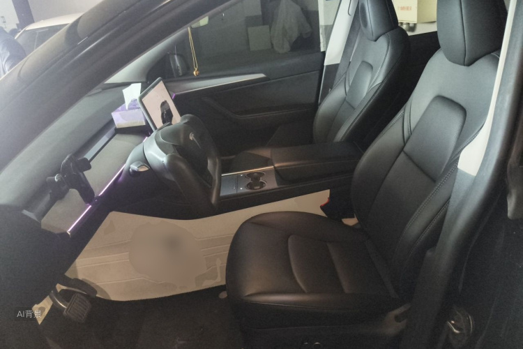 Tesla Model Y 2023 #18 Tesla Model Y 2023 car image #18