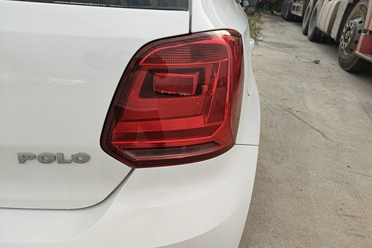 Volkswagen Polo 2016 #8 Volkswagen Polo 2016 car image #8