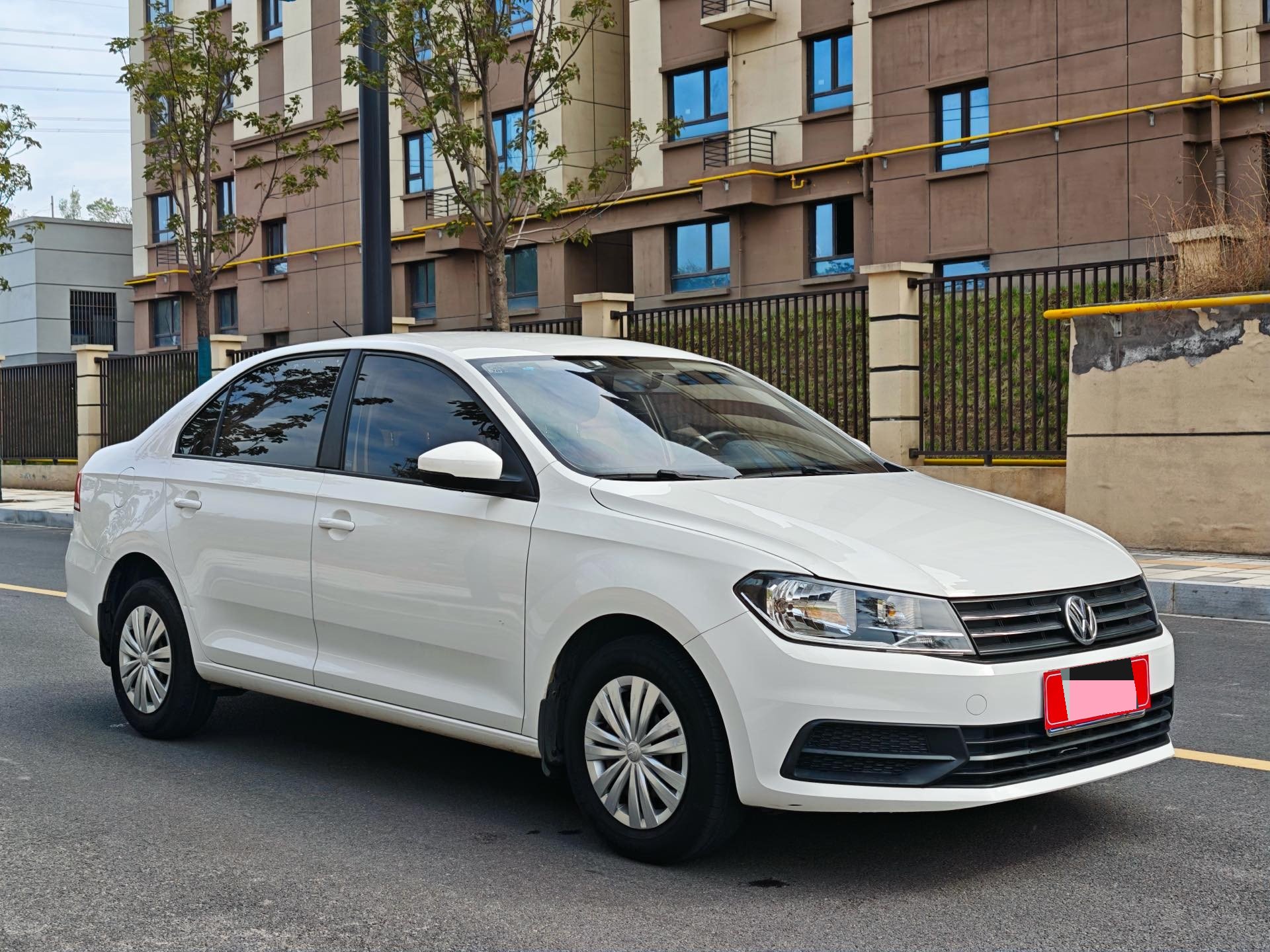 Volkswagen Santana 2018 car image #3