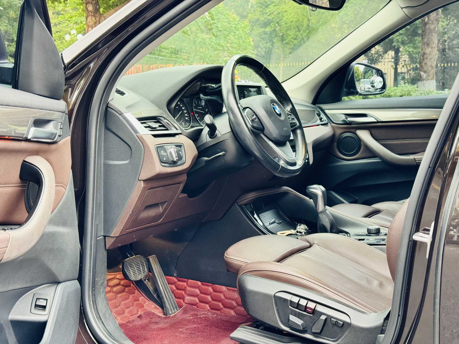 2018 immagine di auto #12