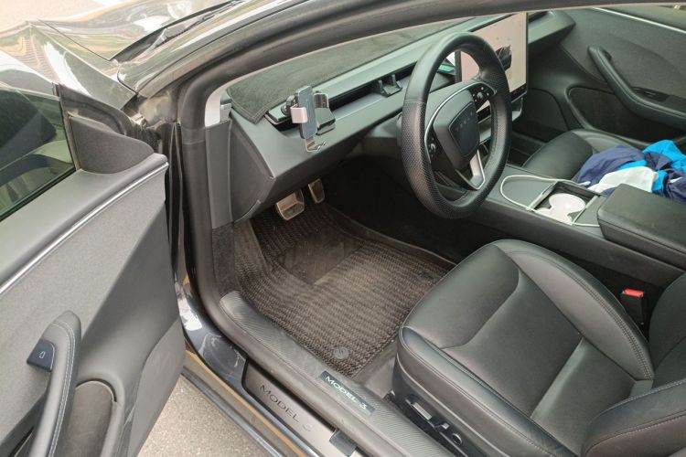 Tesla Model 3 2024 #9 Tesla Model 3 2024 car image #9