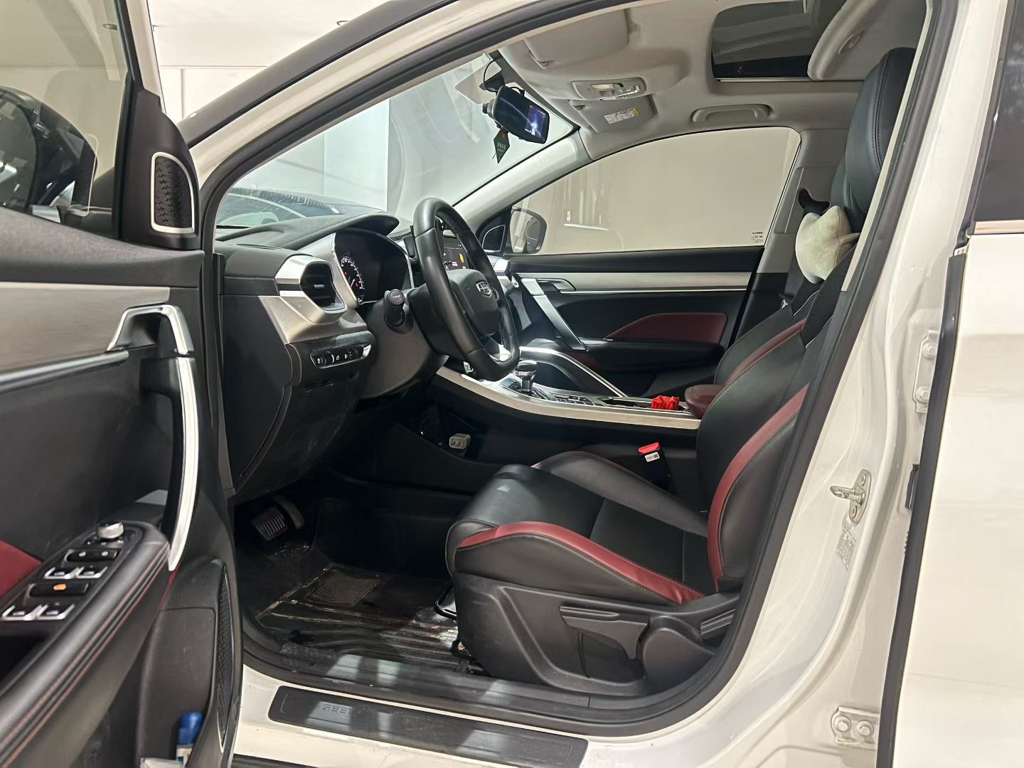GEELY Coolray 2022 #7 GEELY Coolray 2022 car image #7