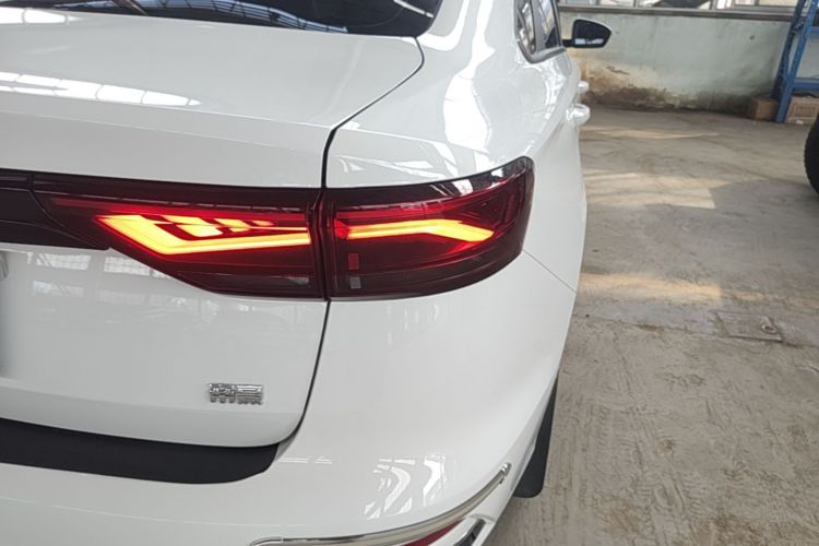 GEELY Emgrand 2026 #8 GEELY Emgrand 2026 image de voiture #8