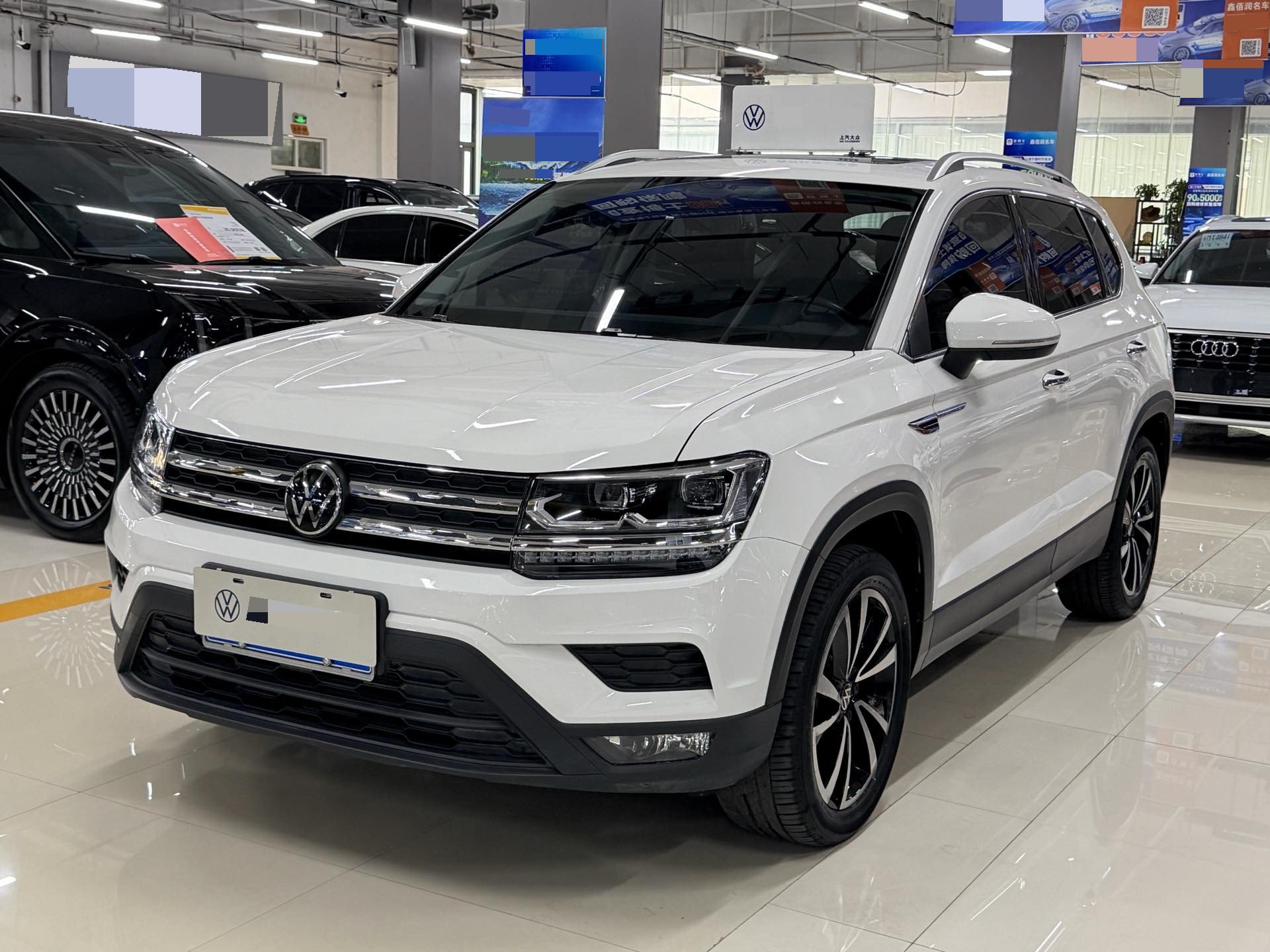 2021 immagine di auto 