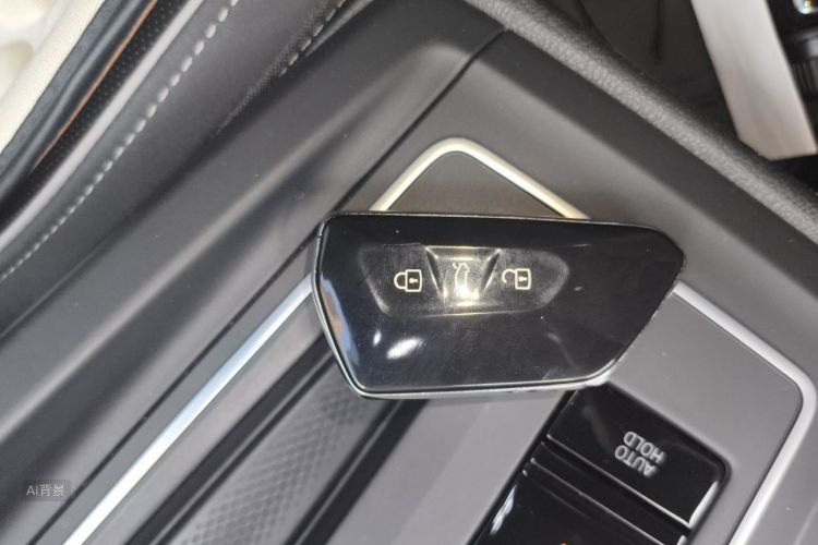 Volkswagen Golf 2022 #10 Volkswagen Golf 2022 car image #10