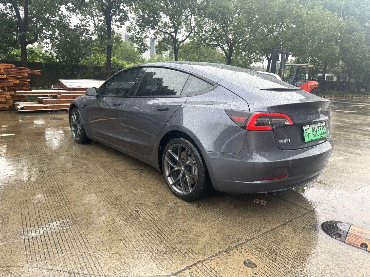 Tesla Model 3 2021 car image #4
