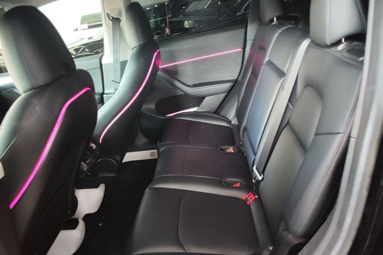 Tesla Model Y 2024 car image #17