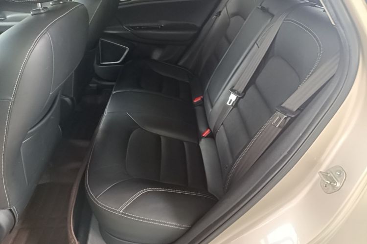 GEELY Emgrand GS 2017 #13 GEELY Emgrand GS 2017 car image #13