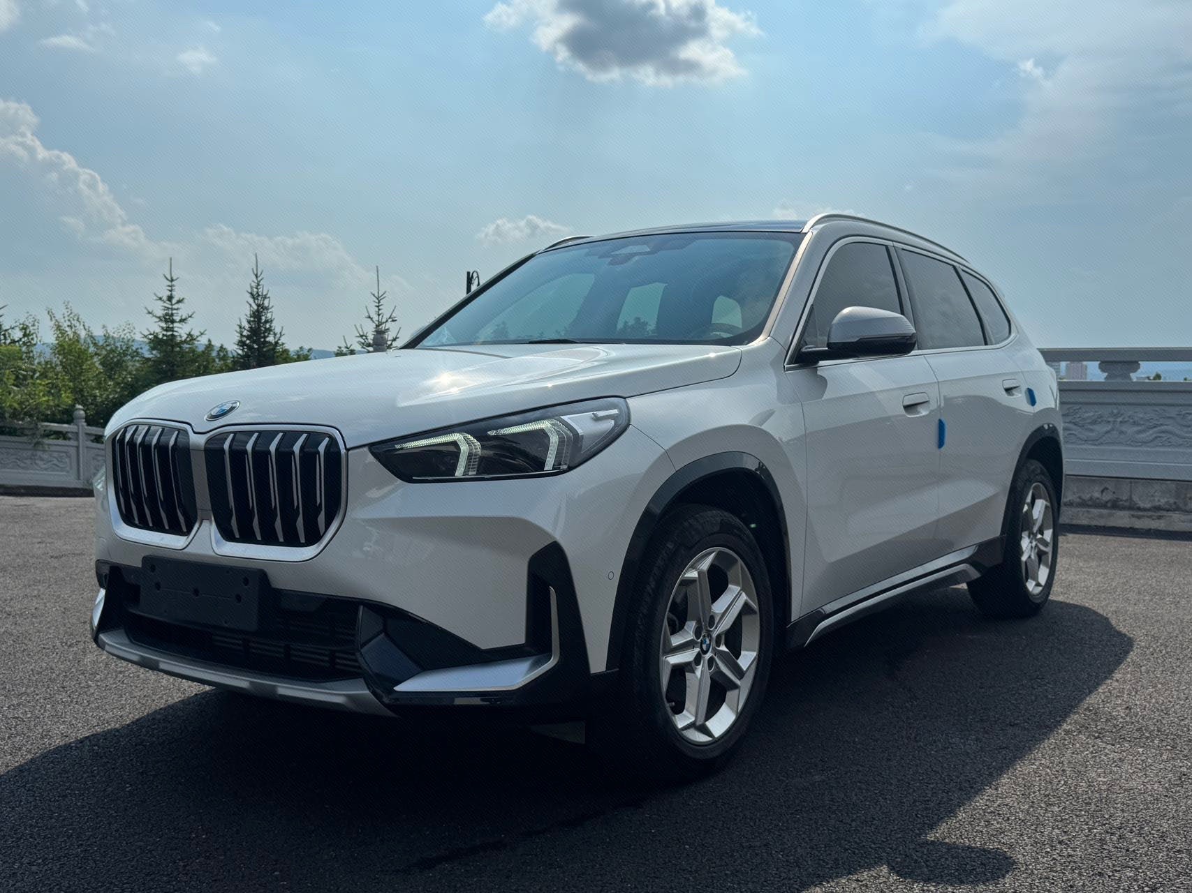 BMW X1 2023 BMW X1 2023 car image