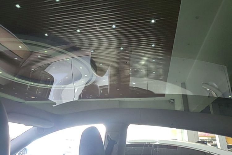 Tesla Model Y 2023 #20 Tesla Model Y 2023 car image #20