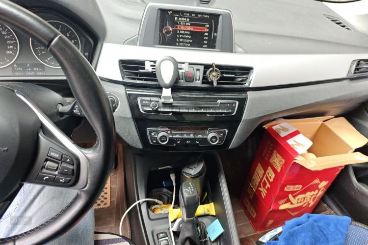 BMW X1 2017 #15 BMW X1 2017 car image #15