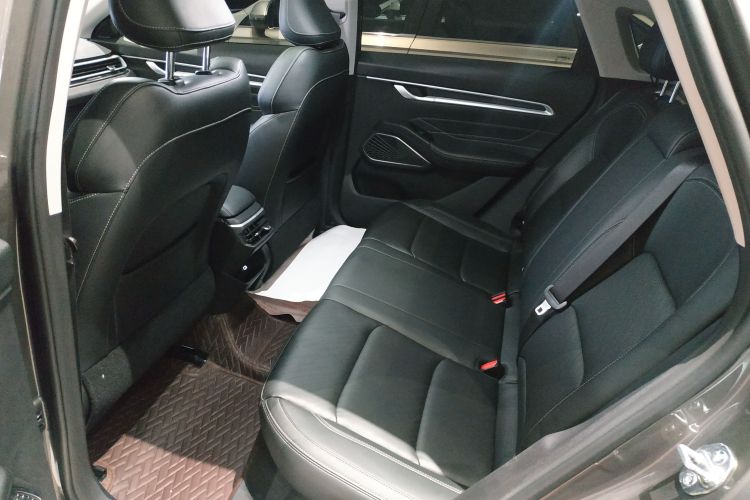 GEELY Emgrand 2024 car image #17