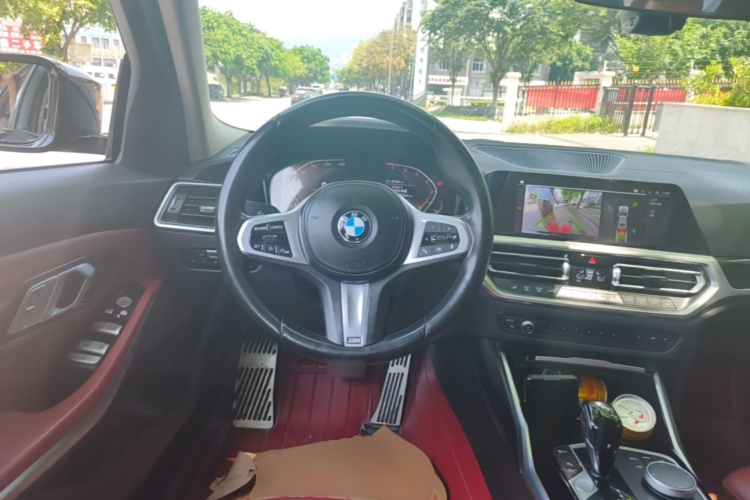 BMW 3 Series 2022 car image #11