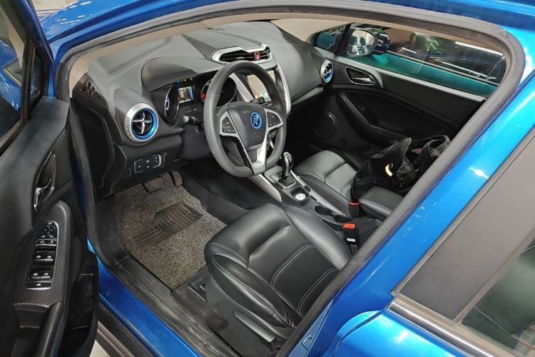 BYD Yuan New Energy 2019 #16 BYD Yuan New Energy 2019 car image #16